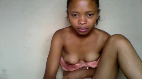 kamillah69 online show from December 1, 3:00 am