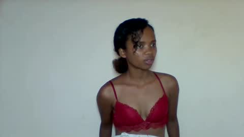 kamillah69 online show from January 12, 1:38 pm