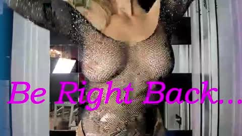 Snapshot of kamillasporty chatting on February 24, 8:47 pm KamillaSporty online show from February 24, 8:47 pm