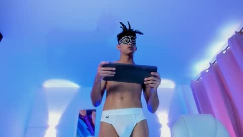 Snapshot of kamisuarezz chatting on November 29, 6:55 pm Kami online show from November 29, 6:55 pm