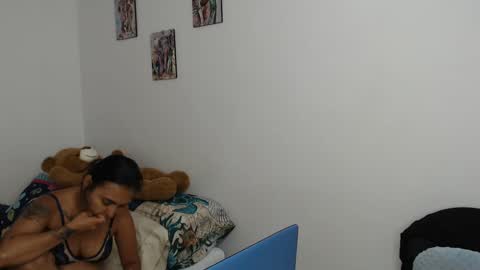 kammy   y   camila online show from September 11, 9:37 pm