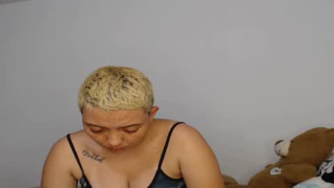 kammy   y   camila online show from February 2, 11:25 pm