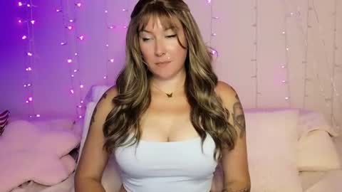 kamrynmarie69 online show from July 18, 10:35 pm