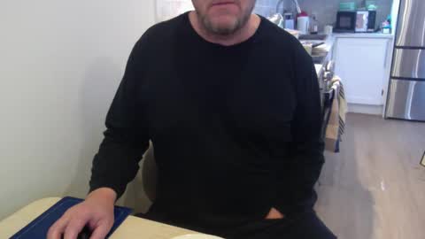 Cam with Me Vixens DM me online show from January 11, 3:50 pm