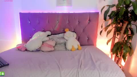  Kanao uwu online show from December 27, 10:59 pm