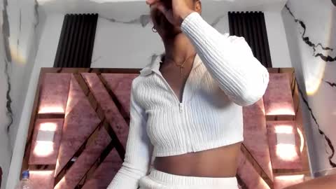 Snapshot of kandy_bronw chatting on December 19, 1:56 am Kandy online show from December 19, 1:56 am