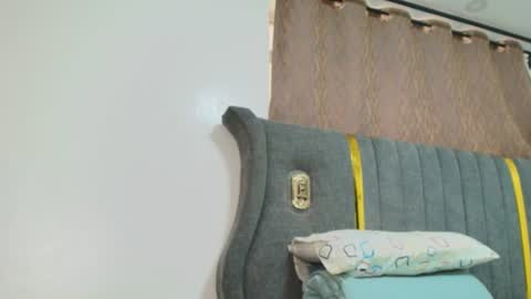 kandy_springs online show from July 31, 10:58 am