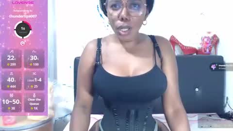 Paola online show from November 9, 5:55 pm