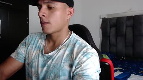 K A N E online show from December 13, 8:26 pm