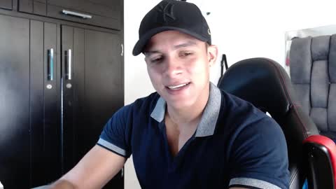 K A N E online show from January 4, 4:43 pm