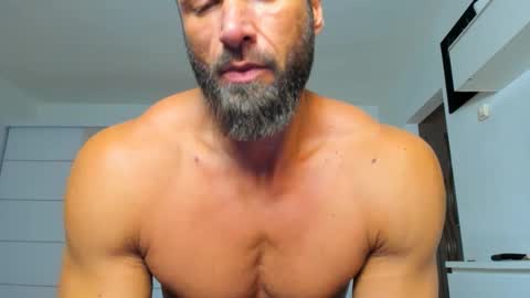 Snapshot of kanegriffin26 chatting on December 11, 9:45 pm Kane OF strongkane online show from December 11, 9:45 pm