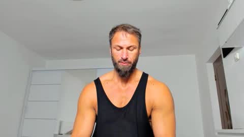 Snapshot of kanegriffin26 chatting on February 5, 4:14 pm Kane OF strongkane online show from February 5, 4:14 pm