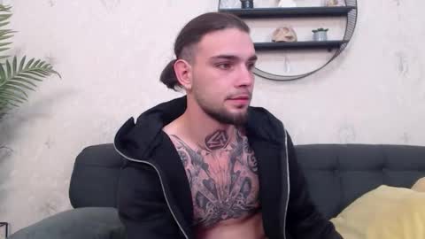 Snapshot of kanehunter chatting on December 2, 8:48 pm Kane online show from December 2, 8:48 pm