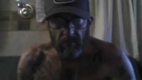 Snapshot of kaneisyours2420 chatting on October 9, 8:23 am Tucker online show from October 9, 8:23 am