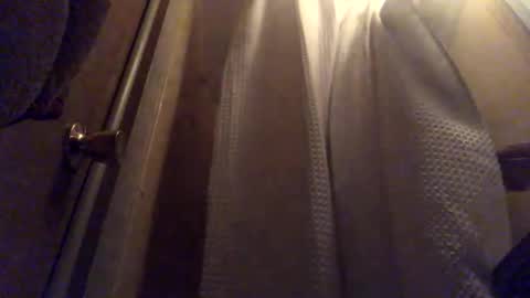 Snapshot of kaneisyours2420 chatting on October 27, 1:53 am Tucker online show from October 27, 1:53 am