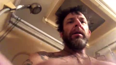 Snapshot of kaneisyours2420 chatting on December 2, 5:57 am Tucker online show from December 2, 5:57 am