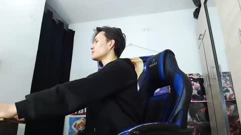 andres online show from November 21, 1:54 pm