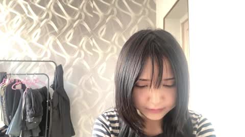 Lily online show from April 12, 2:38 am