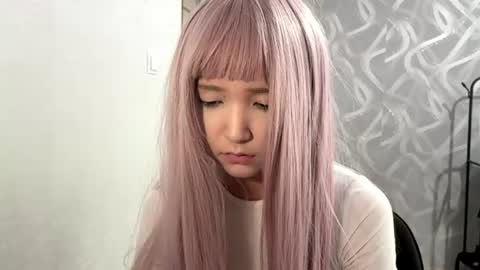 Lily online show from June 22, 9:06 am