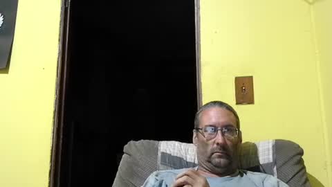 kansasfarmer1 online show from October 9, 12:19 am