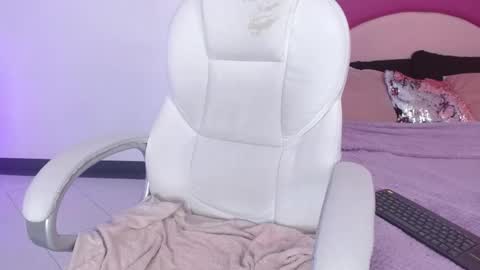 kaoryy_1 online show from May 24, 11:26 am