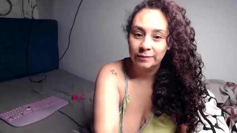 Snapshot of kara__gower chatting on May 12, 12:02 pm kara online show from May 12, 12:02 pm