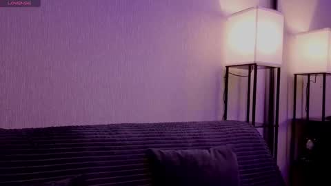 Snapshot of kara_life chatting on December 2, 1:11 am kara_life online show from December 2, 1:11 am