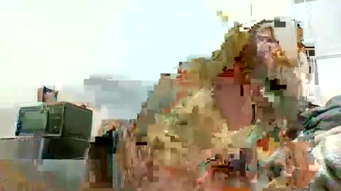 Snapshot of karamgawlowicz chatting on September 27, 1:54 am Kare Bear online show from September 27, 1:54 am