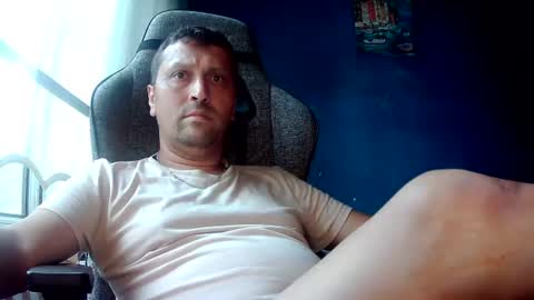 Snapshot of karasimsek54 chatting on June 14, 4:31 pm karasimsek54 online show from June 14, 4:31 pm