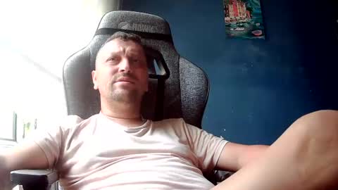 Snapshot of karasimsek54 chatting on July 4, 7:14 am karasimsek54 online show from July 4, 7:14 am