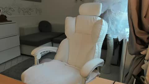 karen0092 online show from May 19, 1:06 pm