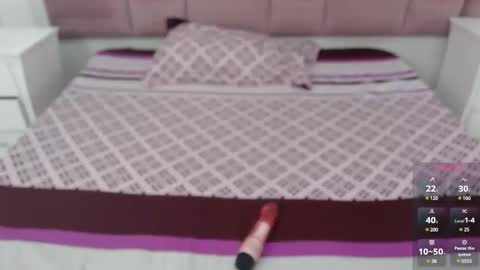 Snapshot of karen_davids chatting on December 23, 11:14 am karen online show from December 23, 11:14 am