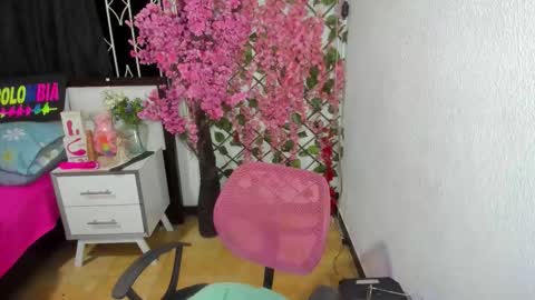 Karen online show from October 2, 3:46 am