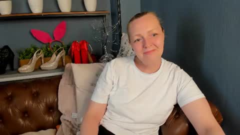 Karen online show from June 21, 10:18 am