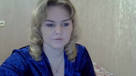 karennelsonx online show from December 19, 6:23 pm