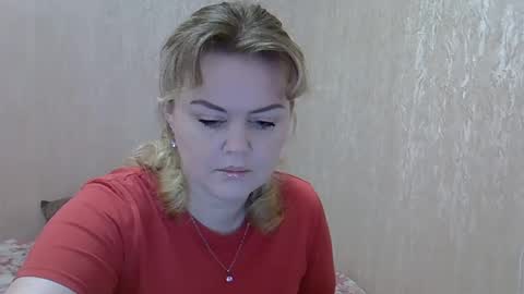 karennelsonx online show from December 20, 11:21 am