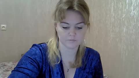 karennelsonx online show from December 27, 5:16 pm
