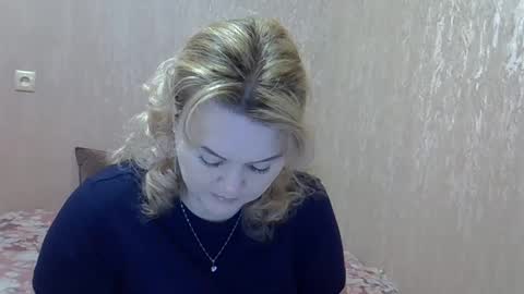 karennelsonx online show from January 16, 7:28 am