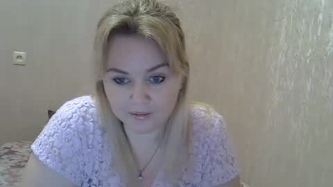 karennelsonx online show from January 19, 8:41 pm