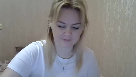 karennelsonx online show from January 21, 3:43 pm