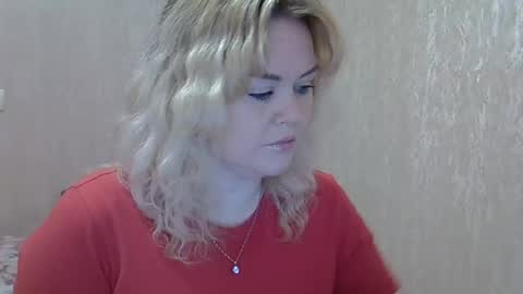 karennelsonx online show from February 5, 12:17 pm