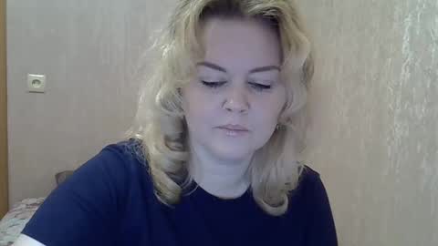 karennelsonx online show from February 17, 2:26 pm