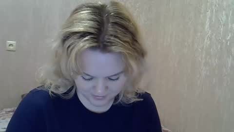 karennelsonx online show from February 17, 5:32 pm