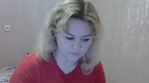 karennelsonx online show from February 22, 4:09 pm