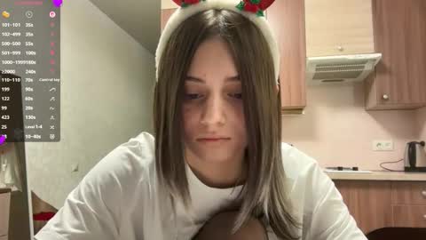 May online show from December 19, 4:14 pm