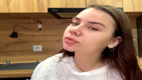 kareystutsman online show from December 19, 5:25 am