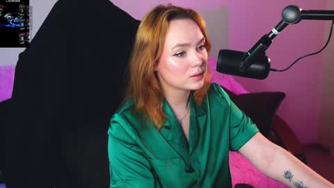 Karoline online show from December 7, 6:21 am