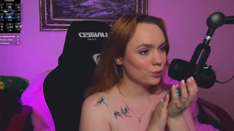 Karoline online show from December 8, 6:33 am
