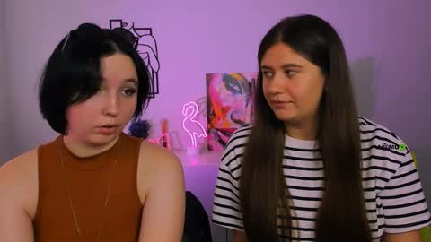 kari_pirs online show from September 18, 8:49 am