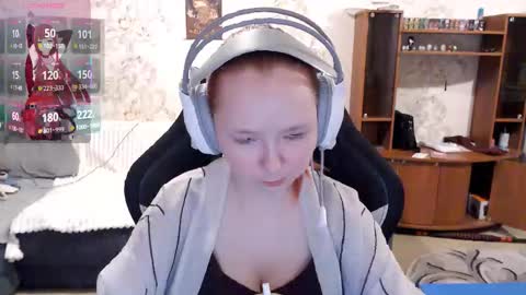 Lisa Backler online show from October 23, 4:17 pm